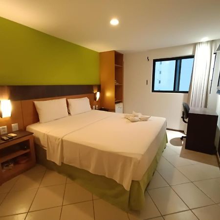 Suite Acolhedora Em Hotel Natal Esterno foto